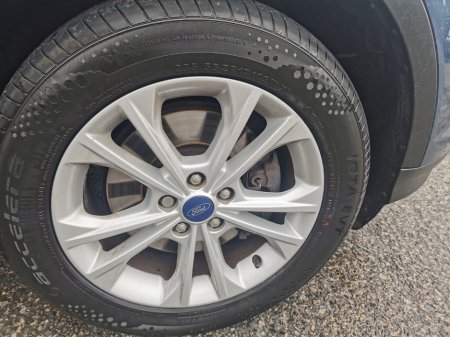 2019 Ford Kuga - photo 2