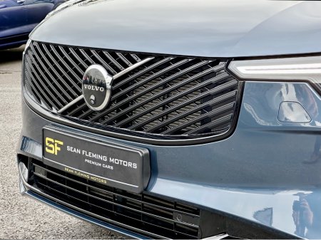 2025 Volvo XC90 - photo 8