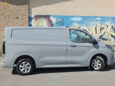 2024 Ford Transit Custom