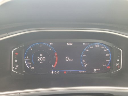2023 Volkswagen T-Roc - photo 8
