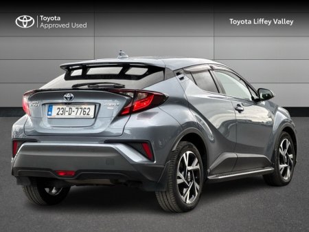 2023 Toyota C-HR - photo 2