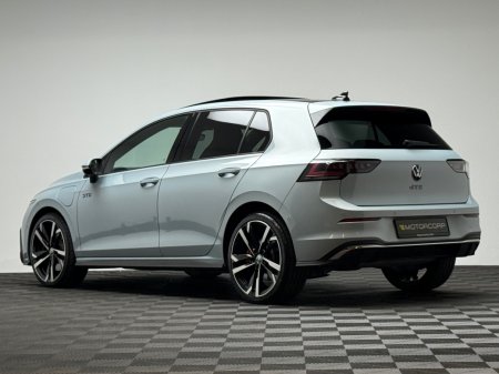 2025 Volkswagen Golf - photo 5