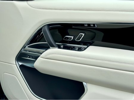2026 Land Rover Range Rover - photo 14