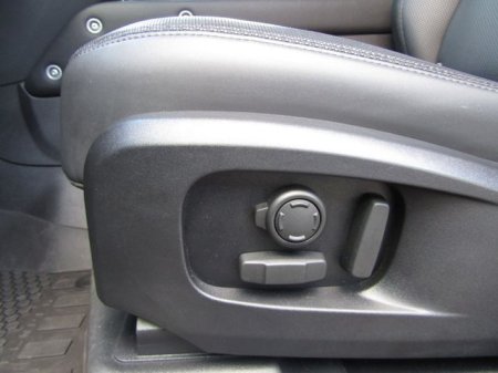 2023 Land Rover Defender - photo 21