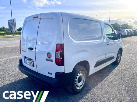 2023 Fiat Doblo - photo 4