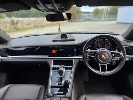 2018 Porsche Panamera - photo 20