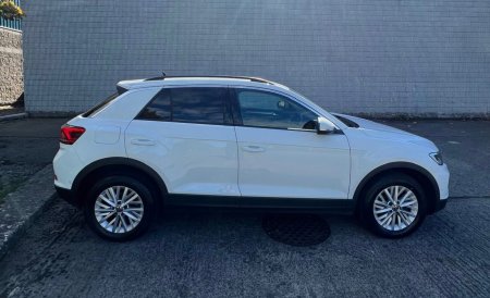 2023 Volkswagen T-Roc - photo 3