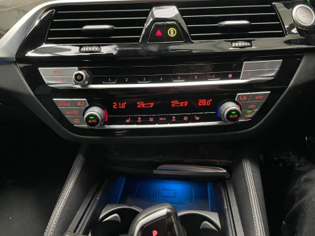 2021 BMW 5-Series - photo 13