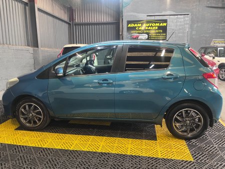 2014 Toyota Yaris - photo 8