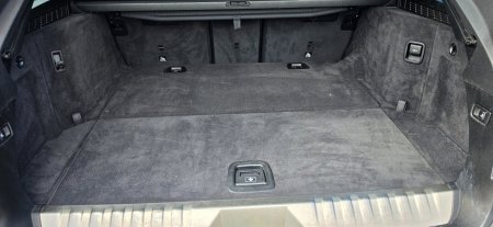 2022 BMW 5-Series - photo 12