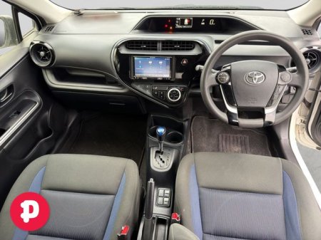 2019 Toyota Aqua - photo 14