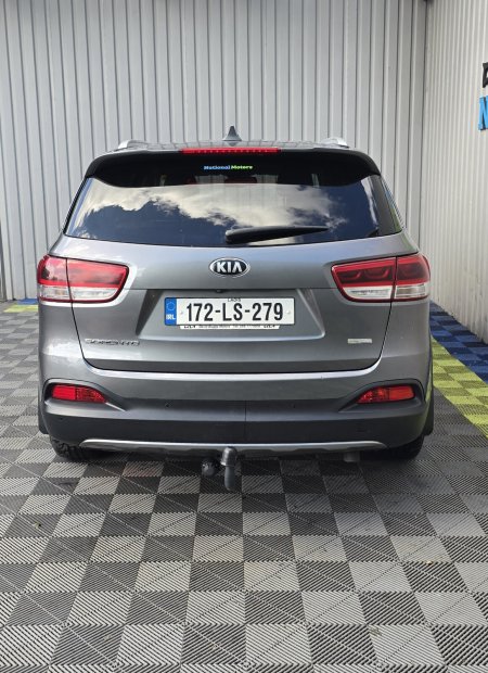 2017 Kia Sorento - photo 4