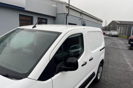 2022 Peugeot Partner - photo 19