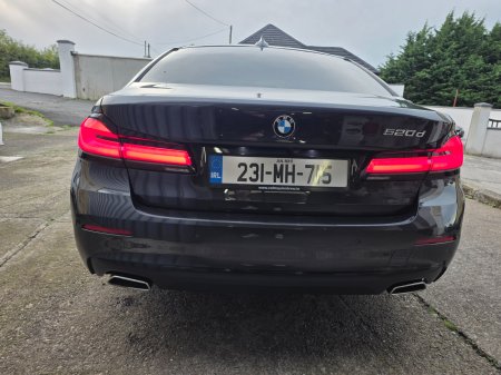 2023 BMW 5-Series - photo 8