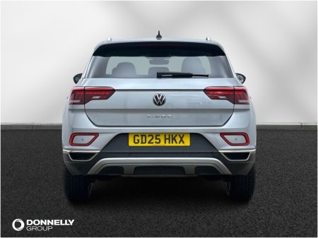 2025 Volkswagen T-Roc - photo 9