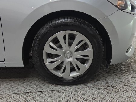 2022 Mazda Mazda2 - photo 15