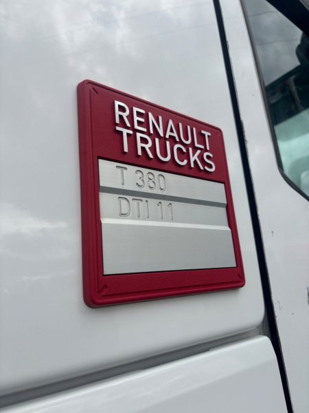 2021 Renault T380 - photo 12