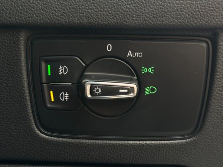 2018 Volkswagen Passat - photo 17