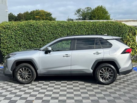 2023 Toyota RAV4 - photo 3
