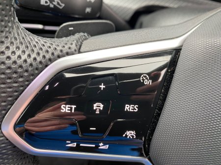 2024 Volkswagen Golf - photo 20