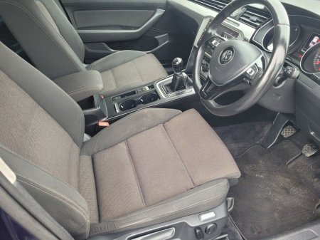 2018 Volkswagen Passat - photo 5