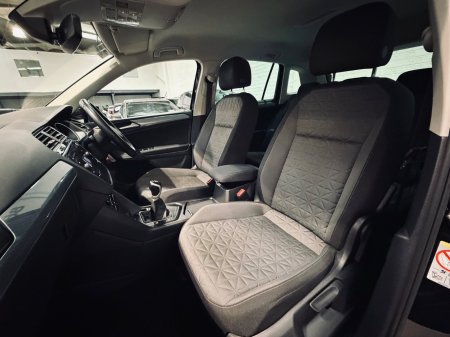 2023 Volkswagen Tiguan - photo 12