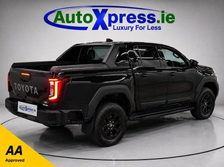 2026 Toyota Hilux - photo 2