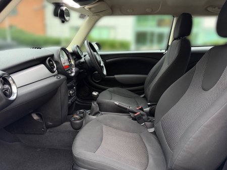 2010 Mini Cooper - photo 14
