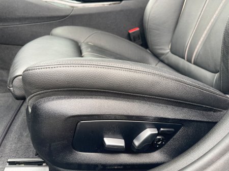 2020 BMW 5-Series - photo 17