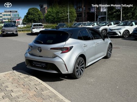 2021 Toyota Corolla - photo 2