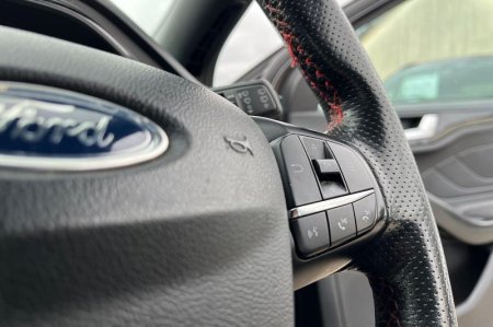 2019 Ford Focus - photo 27