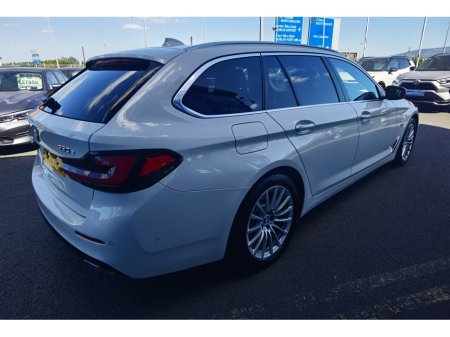 2022 BMW 5-Series - photo 5