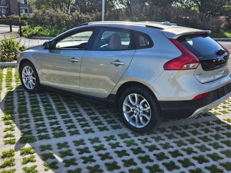 2017 Volvo V40 - photo 14