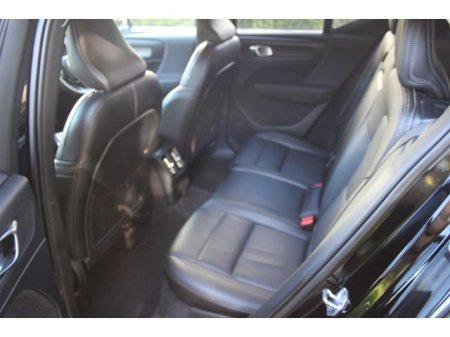 2021 Volvo XC40 - photo 11