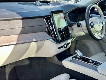 2026 Volvo XC90 - photo 23