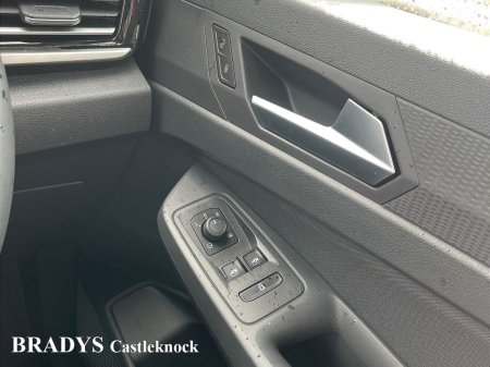 2025 Ford Tourneo Connect - photo 18