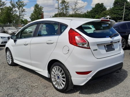 2014 Ford Fiesta - photo 6