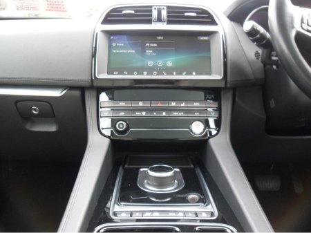 2020 Jaguar F-Pace - photo 13