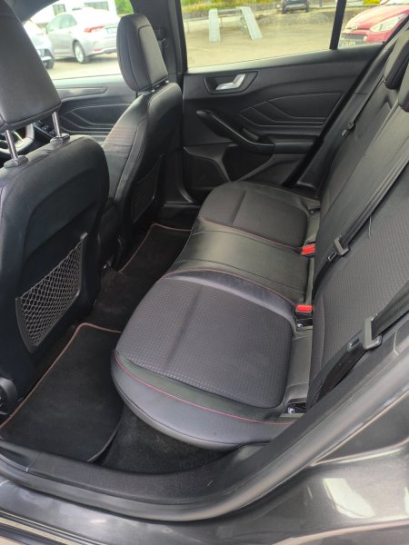 2019 Ford Focus - photo 8