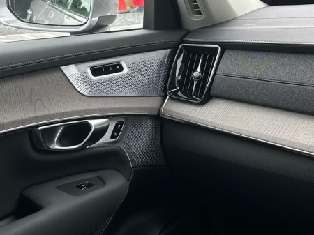 2025 Volvo XC90 - photo 17