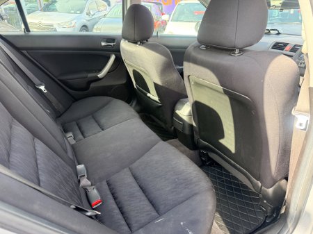 2005 Honda Accord - photo 30
