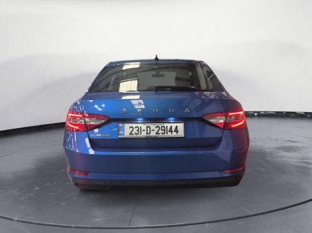 2023 Skoda Superb - photo 6