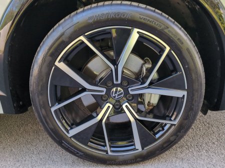 2025 Volkswagen Tiguan - photo 28