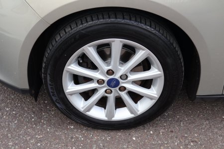 2016 Ford Focus - photo 26