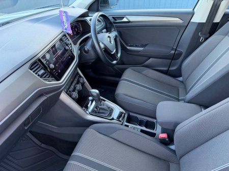 2021 Volkswagen T-Roc - photo 57