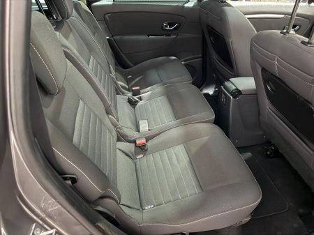 2015 Renault Grand Scenic - photo 13