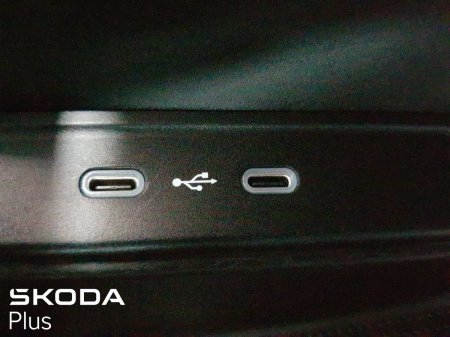 2023 Skoda Octavia - photo 27