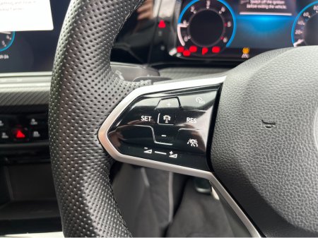 2022 Volkswagen Golf - photo 22