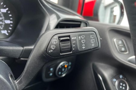 2020 Ford Fiesta - photo 15