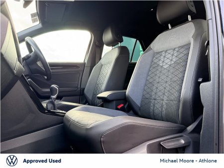 2024 Volkswagen T-Roc - photo 3